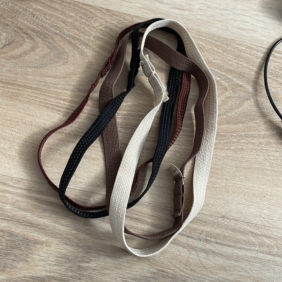 4 BRAND NEW GOODY HAIR BANDS - Picture 2 of 2